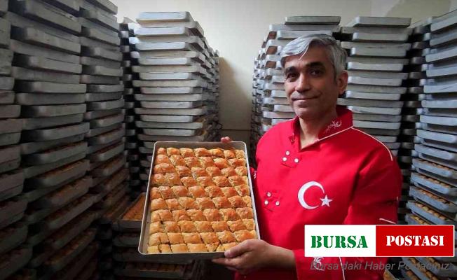 4 bin tepsi baklava yaptı Ramazanı bekliyor