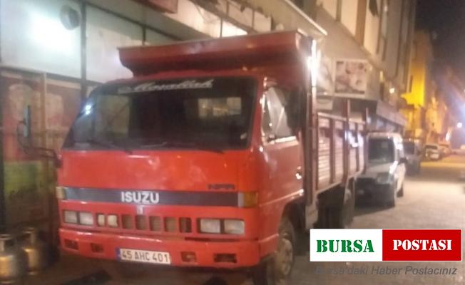 8 araca çarpıp kaçtı, polisten kaçamadı