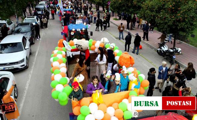 Adana’da binlerce kişi bu korteje akın etti
