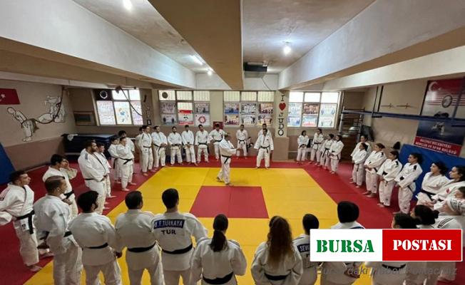 Aday hakemler Salihli’de buluştu