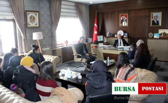 Ağrı Milli Eğitim Müdürü Kökrek, İspanya’ya gidecek olan öğrencileri yolcu etti