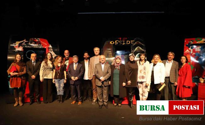 Alanya Belediye Tiyatrosu’nun yeni oyunu izleyiciyle buluştu