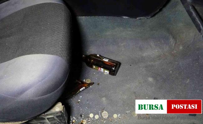 Alkollü araç sürücüsü önündeki araca arkadan çarptı: 2 yaralı