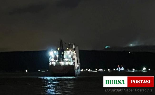 Arıza yapan gemi kurtarıldı, boğaz trafiği normale döndü