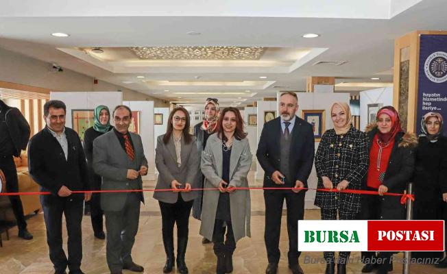Atatürk Üniversitesinde Kadınlar ve Çiçekler Sergisi açıldı