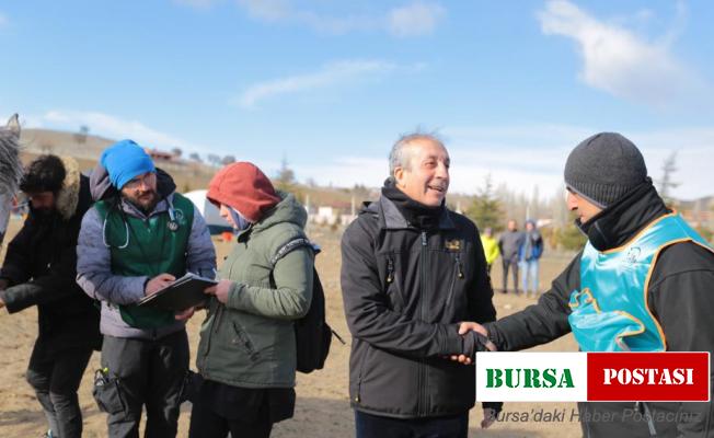 Atlı Dayanıklılık yarışmasında eski Bakan Mehdi Eker, 80 kilometre K3 kategorisinde ikinci oldu