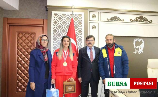 Avrupa Şampiyonu Akbaş’tan Müdür Dağdeviren ziyaret