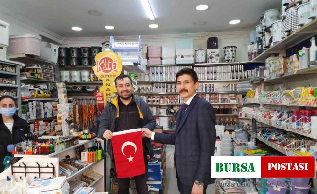 Aydın Ülkü Ocakları 18 Mart’ta bin adet Türk Bayrağı dağıttı