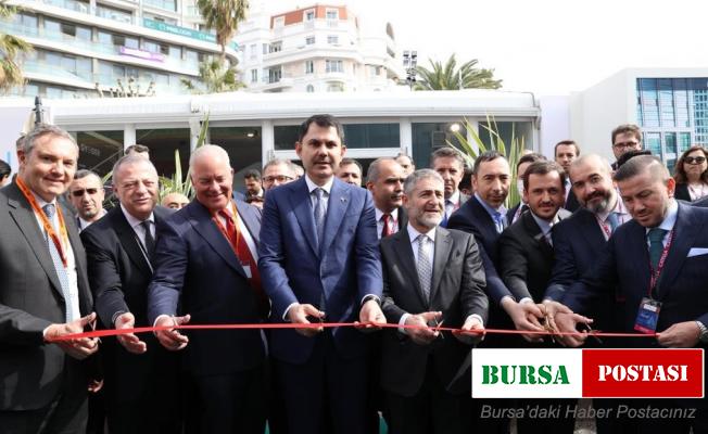 Bakan Kurum ve Bakan Nebati yabancı yatırımcılarla bir araya geldi