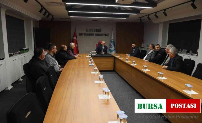 Başkan Büyükkılıç’a esnaflardan teşekkür ziyareti
