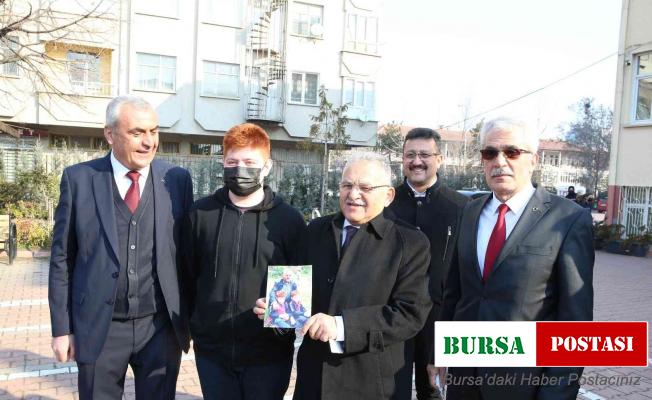 Başkan Büyükkılıç’a Kariyer Günleri’nde fotoğraf sürprizi