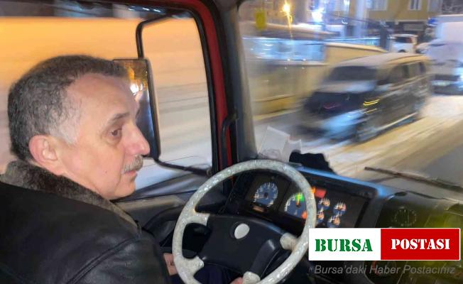 Başkan Çağırıcı tuzlama aracını kullandı