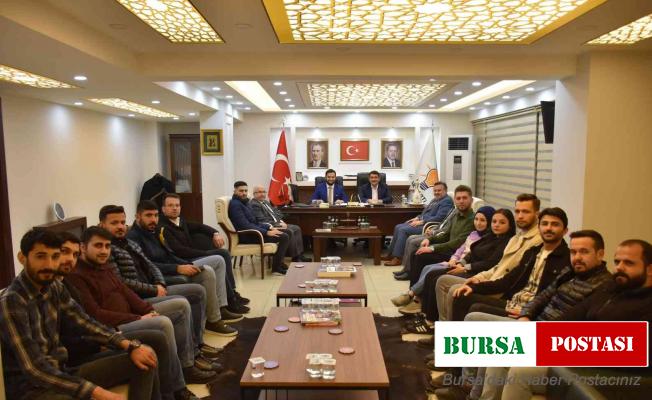 Başkan Çelik AK Parti’li gençlerle buluştu