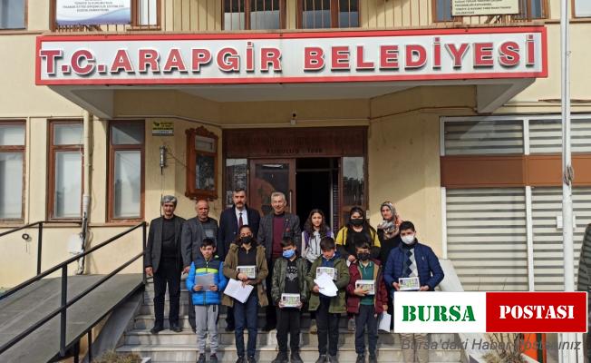 Başkan Cömertoğlu’ndan öğrencilere destek