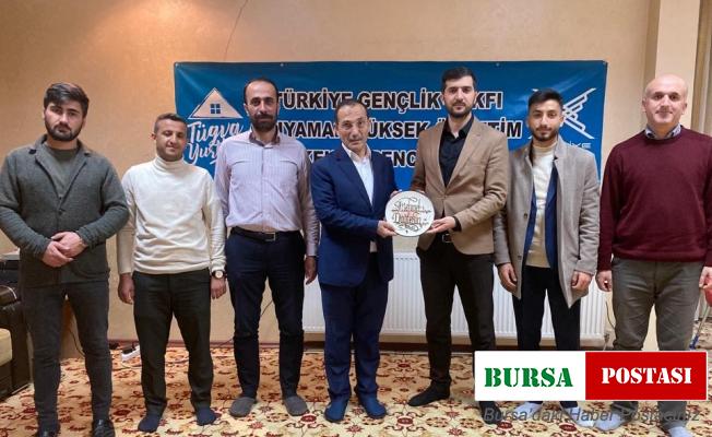 Başkan Dağtekin TÜGVA’da gençlerle buluştu