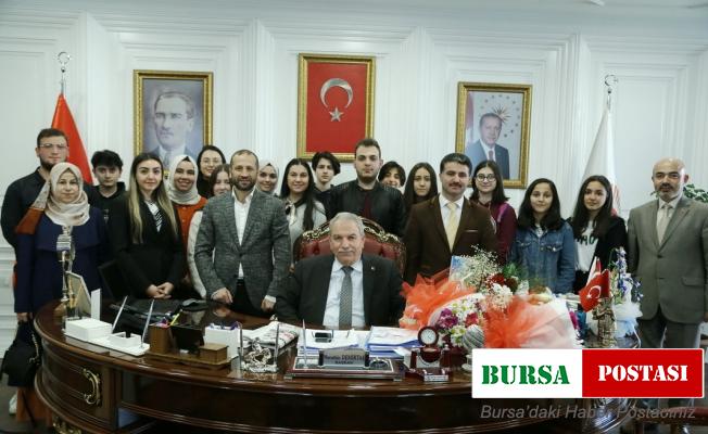 Başkan Demirtaş: “Öğrencilerimiz kendilerine sunulan imkanları fırsata çevirmeli”