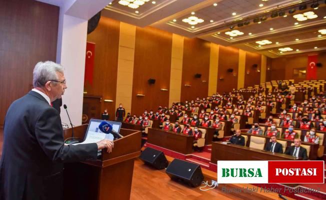 Başkan Yavaş 150 yeni itfaiye memuru ile bir araya geldi