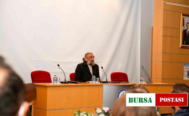 Bayburt’un ilk sahafı Çetin öğrencilerle söyleşi gerçekleştirdi