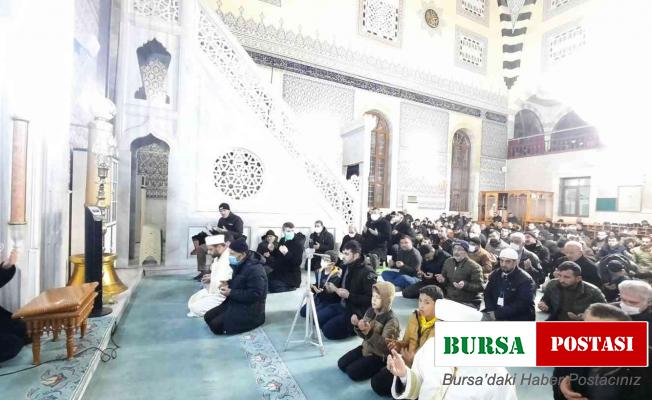 Berat Gecesi’nde eller semaya açıldı