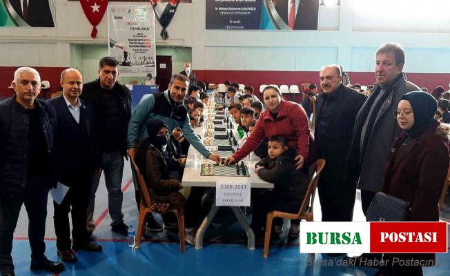 Besni’de satranç turnuvası düzenlendi