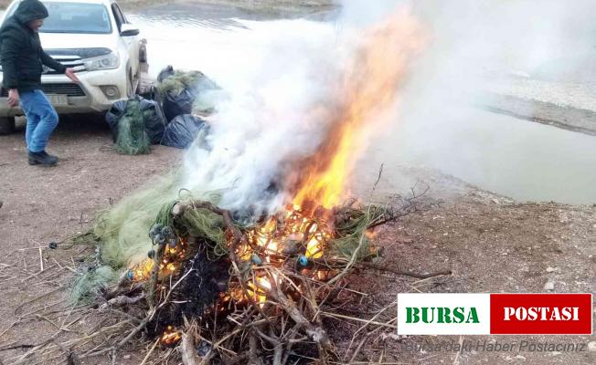 Bin 500 metre ağ yakıldı