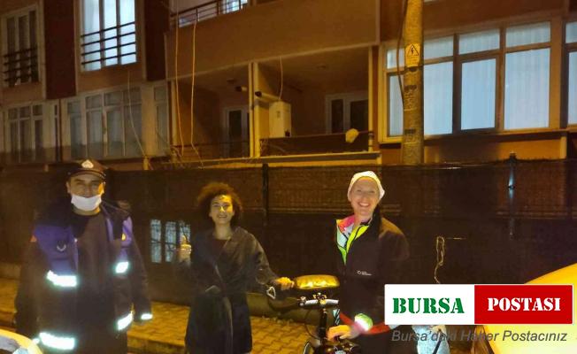 Bisikletiyle kaybolan turistin yardımına zabıta ekipleri yetişti