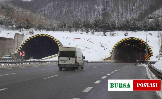 Bolu Dağı’nda hafif kar yağışı etkili oluyor