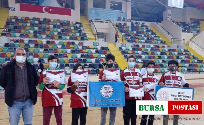 Burhaniyeli öğrenciler Türkiye Şampiyonasına katılacaklar