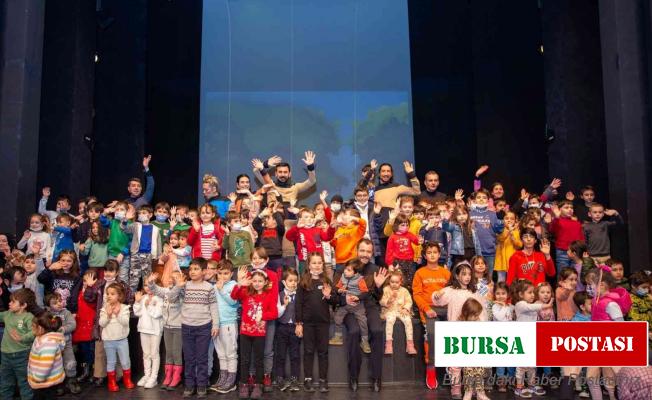 Büro Memur-Sen Bursa Şubesi’nden tiyatro etkinliği