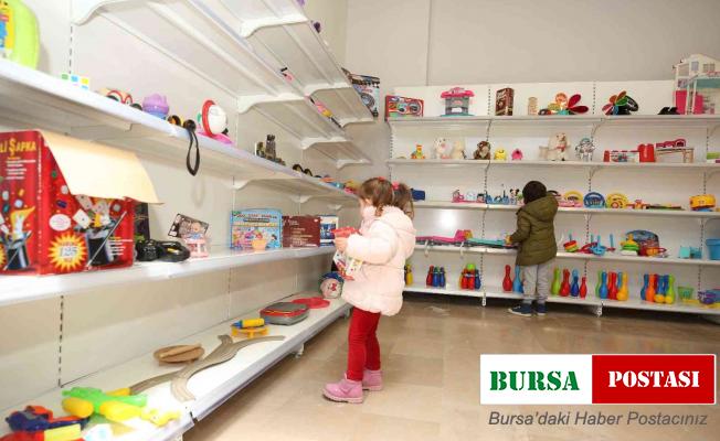 Bursa’da oyuncakların paylaşılacağı ‘Oyuncak Evi’ açıldı