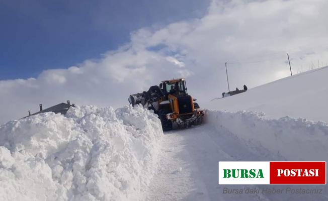 Çaldıran Belediyesinden karla mücadele çalışması