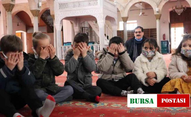 Cami çocuk sesleri ile şenlendi