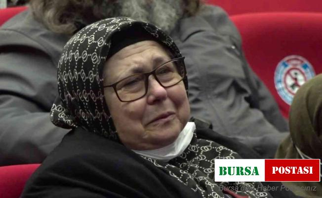 Çanakkale programında şehit eşinin duygulandıran gözyaşları