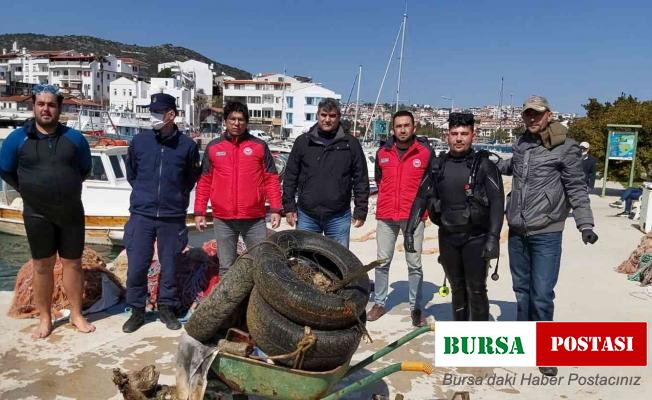 Datça’da deniz dibi temizliği yapıldı