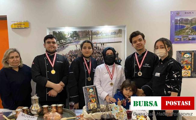 Datçalı öğrenciler ’Osmanlı Mutfağı Yemek Yarışması’ndan 5 gümüş madalya ile döndü