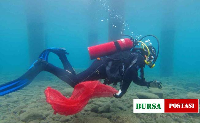 Deniz dibi ter temiz oldu