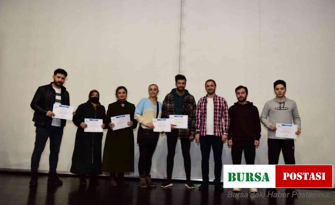 Dijial Pazarlama Akademisi ilk mezunlarını verdi