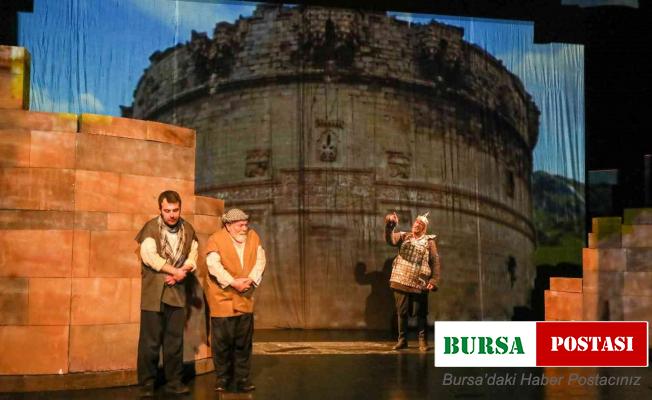 Diyarbakır surlarının efsanesi Benusen, oyunu prömiyer yaptı