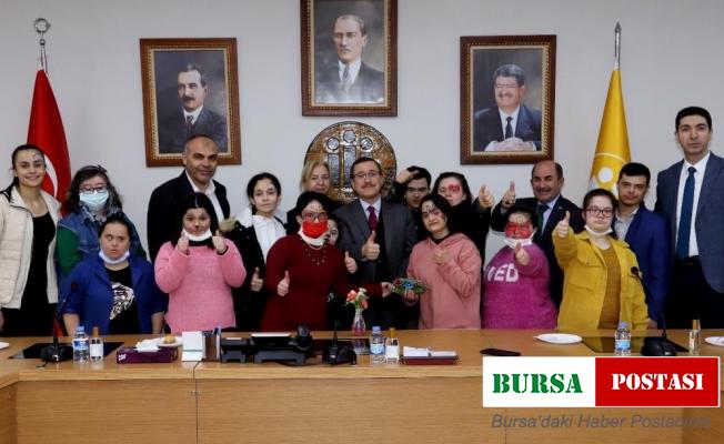 Down sendromlu çocuklar Rektör Kızılay’ın konuğu oldu