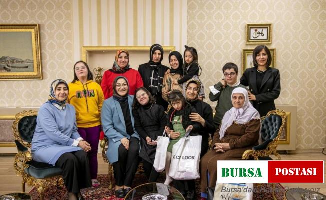 Down sendromlu çocuklar vali konağında ağırlandı