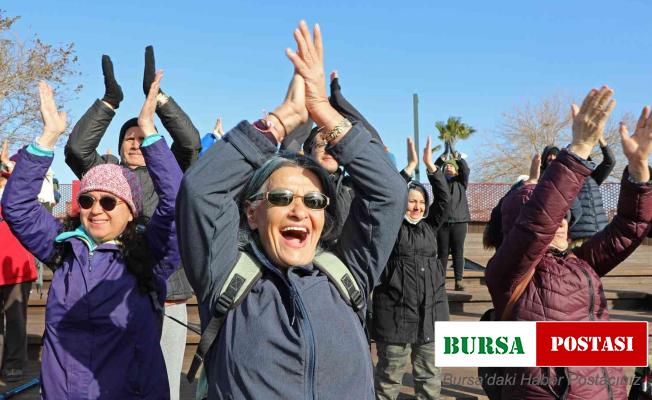 Dünya Mutluluk Günü’nü kahkaha atarak kutladılar