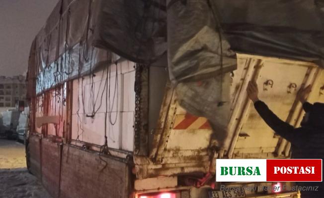 Durdurulan kamyonda milyonlarca makaron ele geçirildi