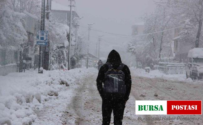 Düzce’de eğitime kar engeli