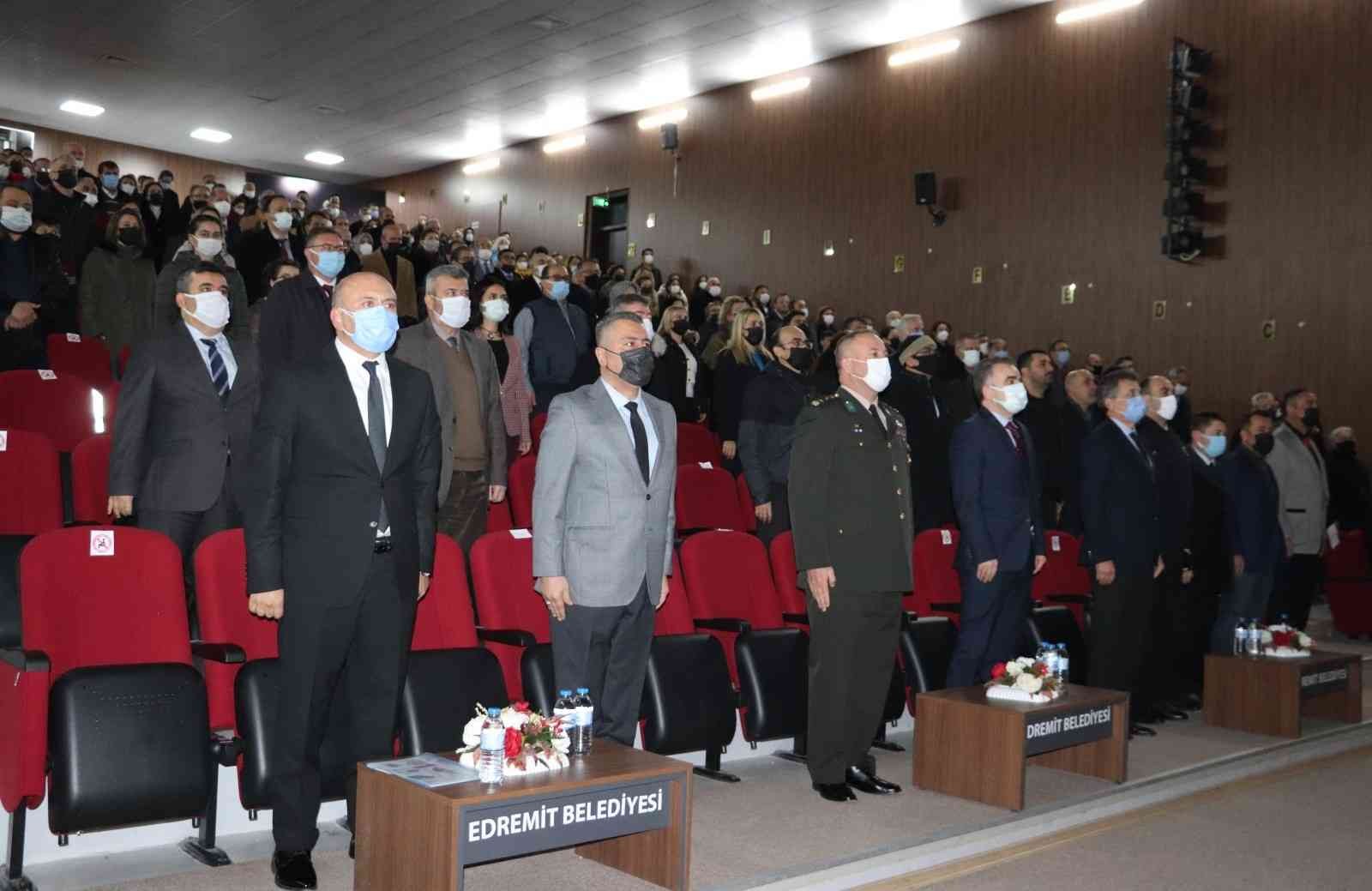 Edremit’te ünlü unutulmadı