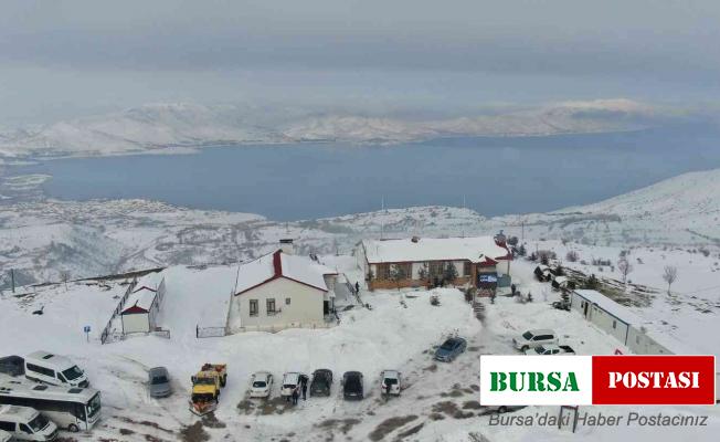 Elazığ Hazarbaba Kayak Merkezinde sezon uzatıldı