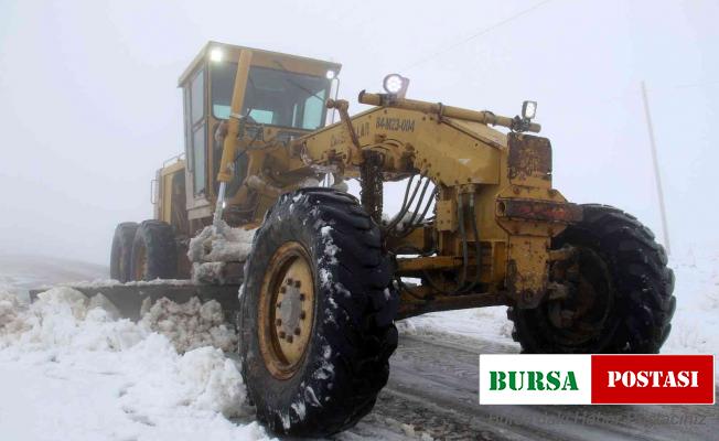 Elazığ’da kapalı 77 köy yolunu açmak için çalışmalar sürüyor