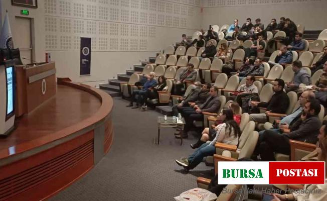 Erzurum Tabip Odası’nın düzenlediği konferansta doktor sorunları ele alındı