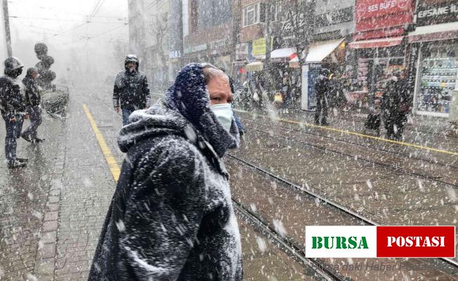 Eskişehir’de şaşırtan yoğun kar yağışı