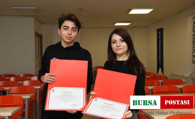 Eskişehirli öğrenciden ‘Kendi enerjisini üreten elektrikli sandalye’ projesi