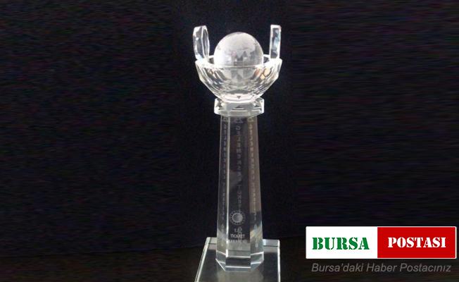 ESOGÜ öğretim üyesine 2021 Yılı Bilimsel Çalışma Ödülü verildi